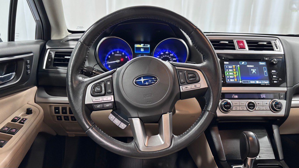 2017 Subaru Legacy Image 13