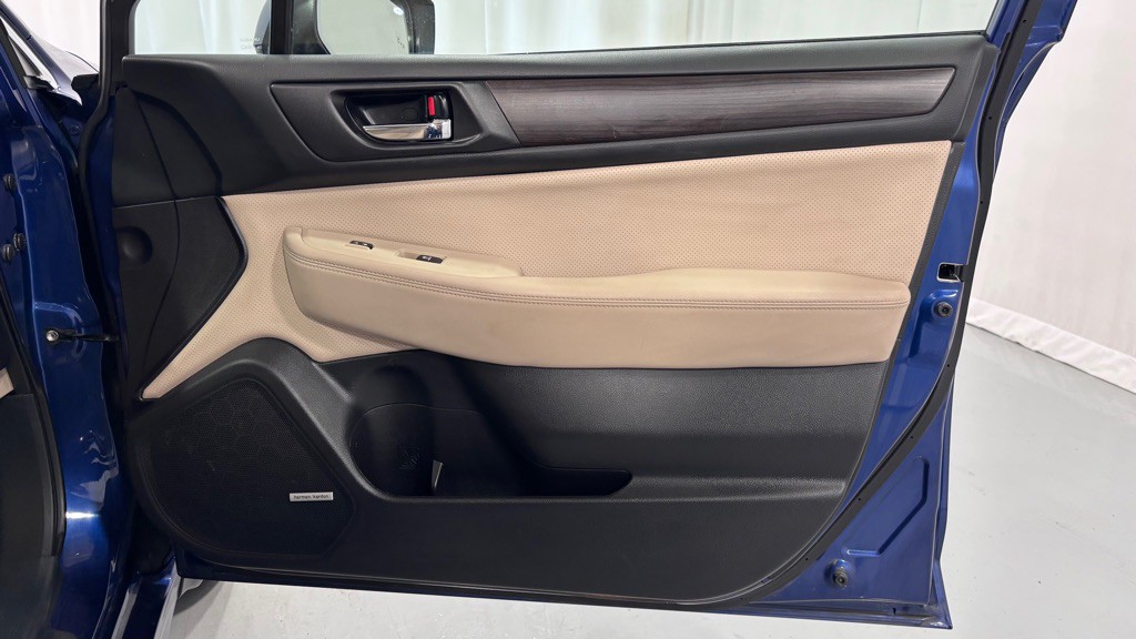 2017 Subaru Legacy Image 20