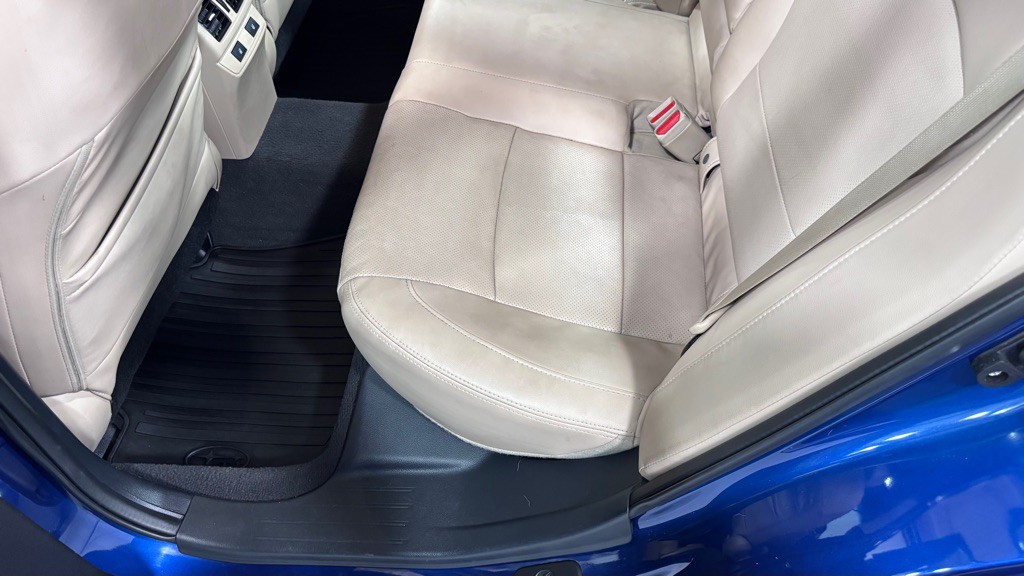 2017 Subaru Legacy Image 21