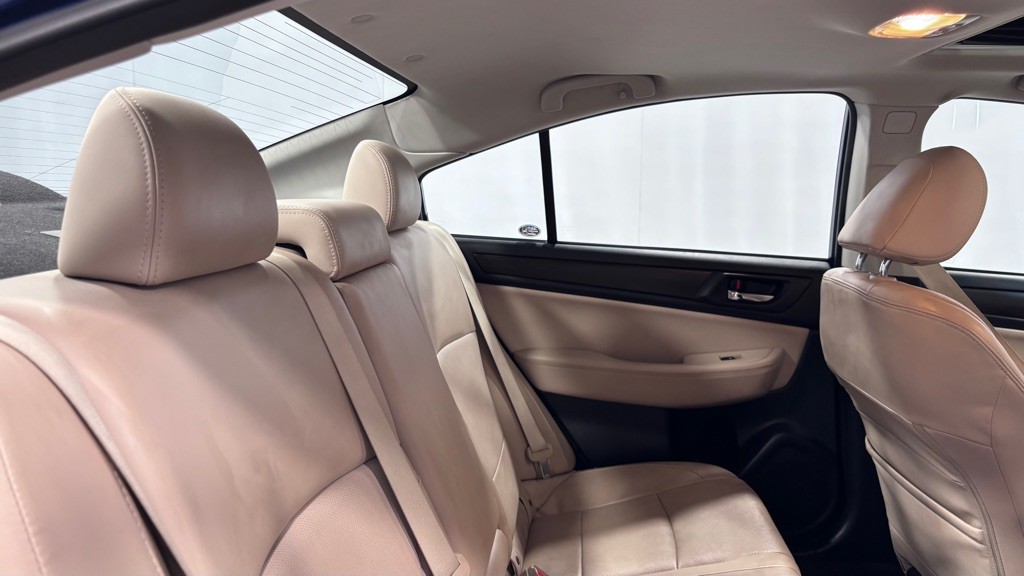 2017 Subaru Legacy Image 25