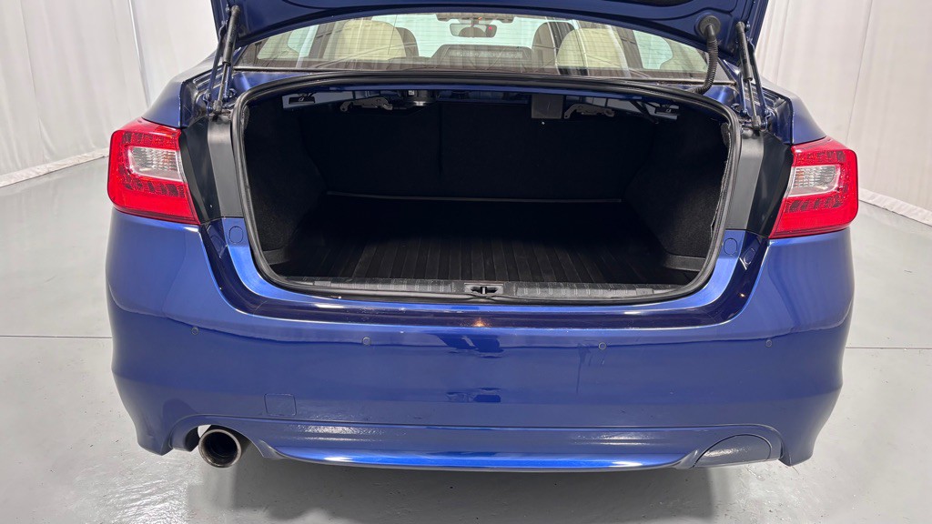 2017 Subaru Legacy Image 28
