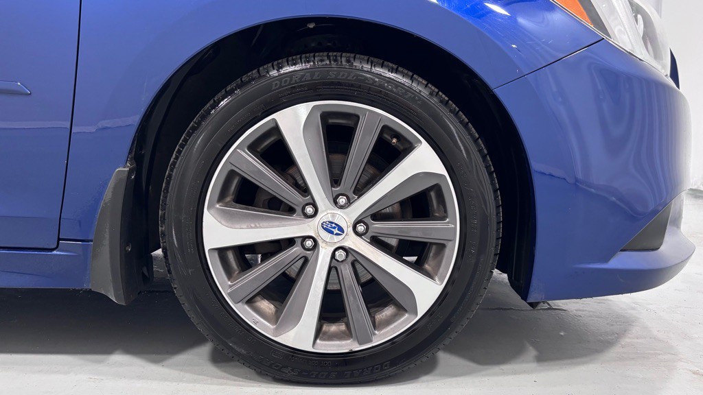 2017 Subaru Legacy Image 32
