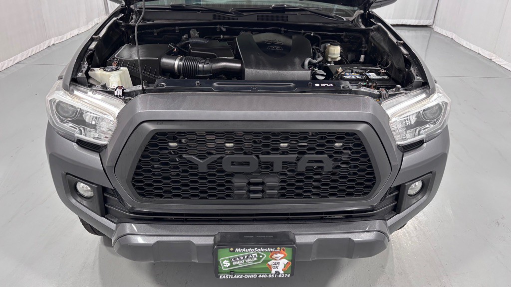 2016 Toyota Tacoma Image 28