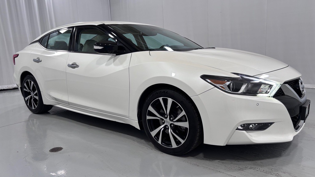 2018 Nissan Maxima Image 3