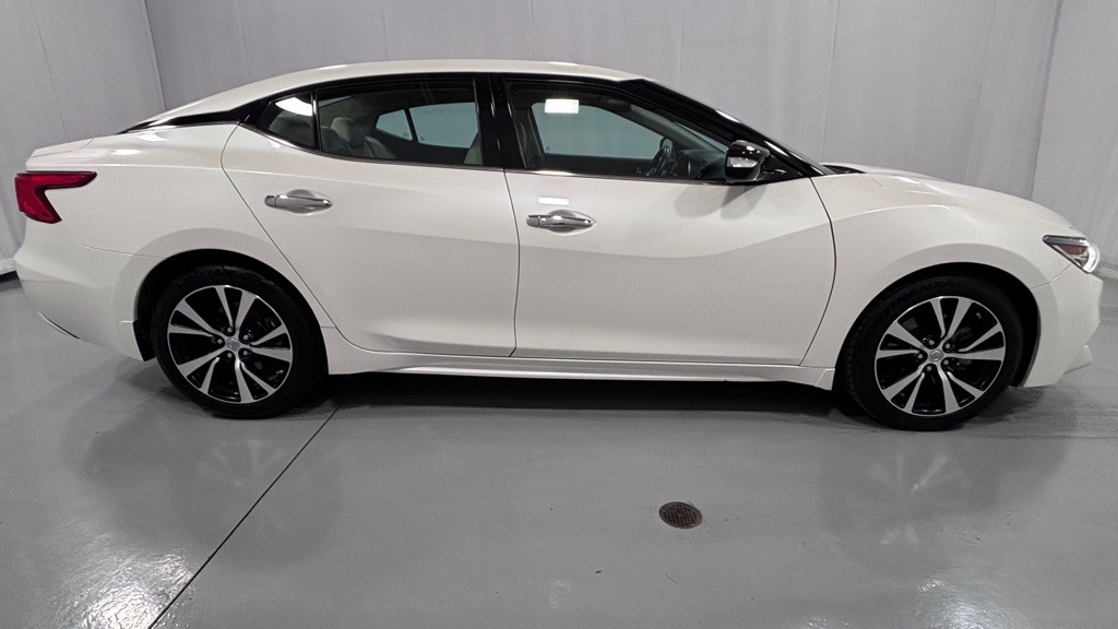 2018 Nissan Maxima Image 4