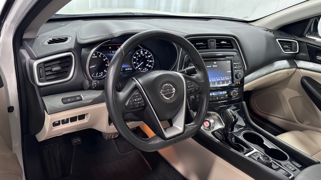 2018 Nissan Maxima Image 9