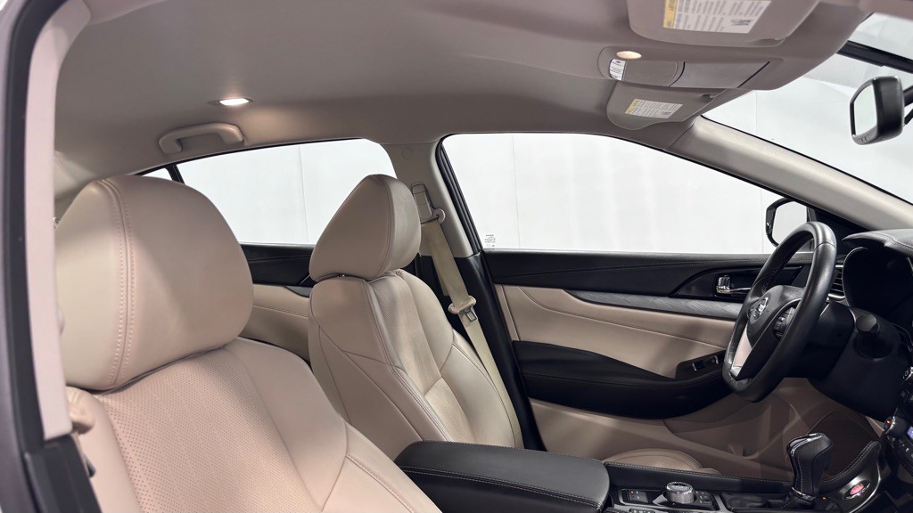 2018 Nissan Maxima Image 19
