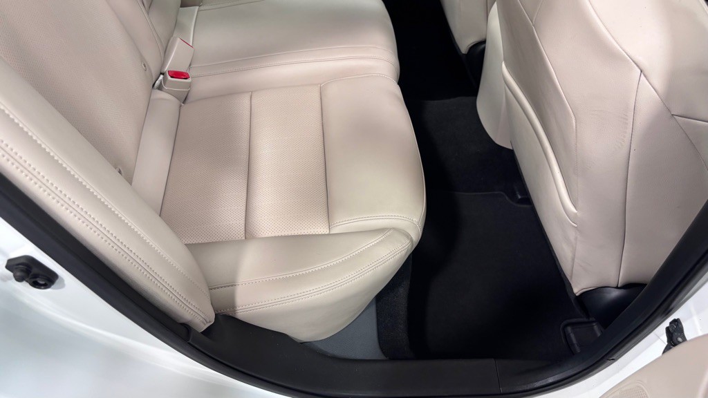 2018 Nissan Maxima Image 24