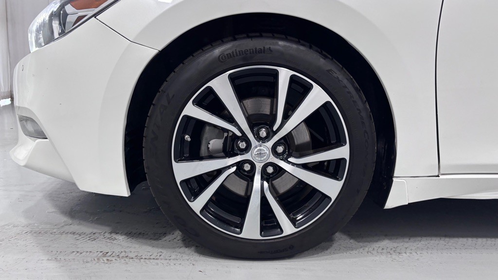 2018 Nissan Maxima Image 30