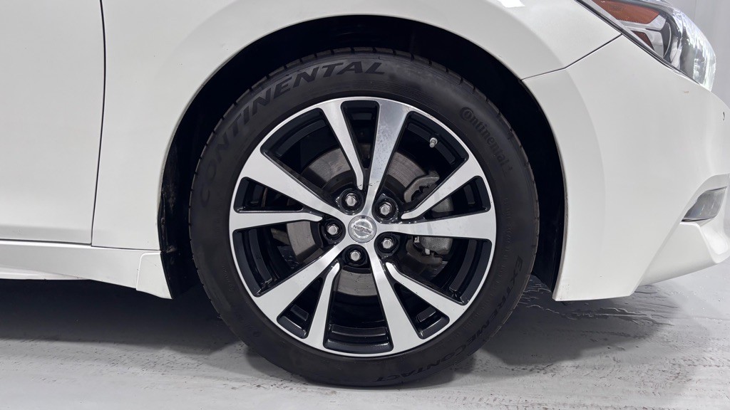 2018 Nissan Maxima Image 32