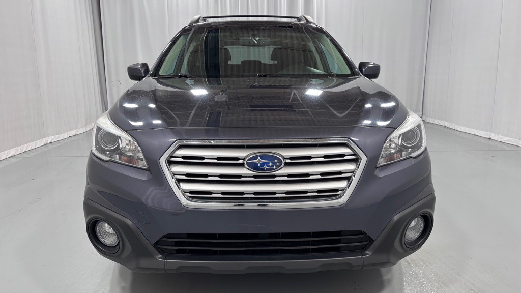 2017 Subaru Outback Image 2
