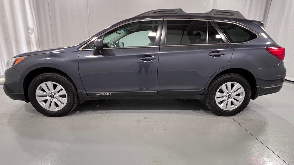 2017 Subaru Outback Image 8