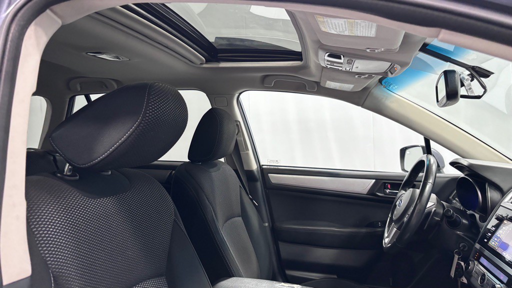 2017 Subaru Outback Image 19