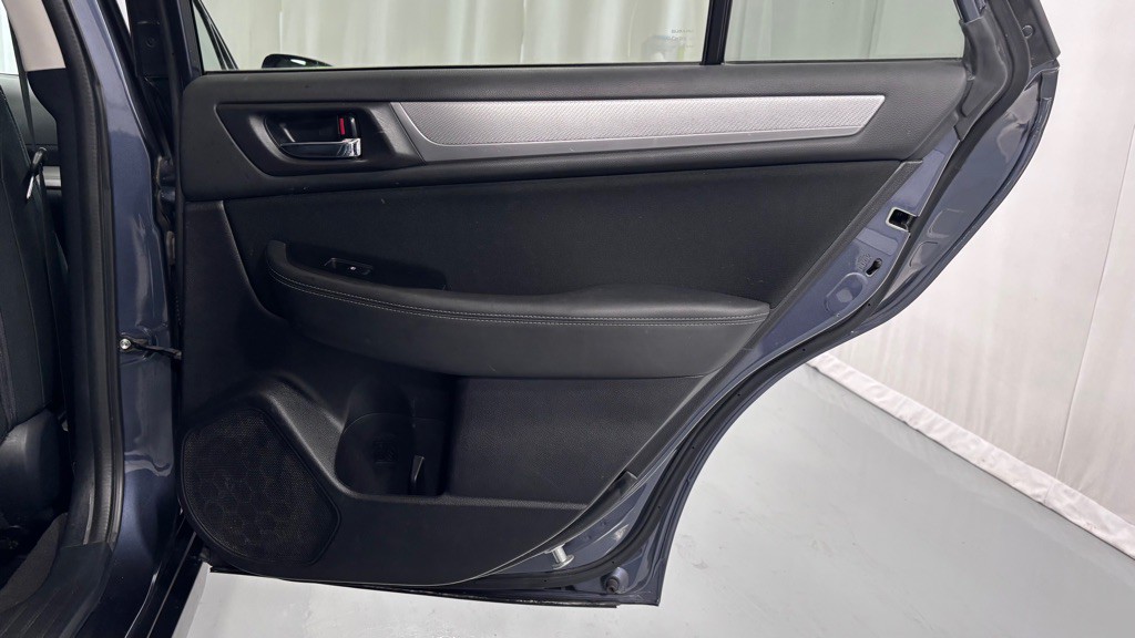 2017 Subaru Outback Image 27