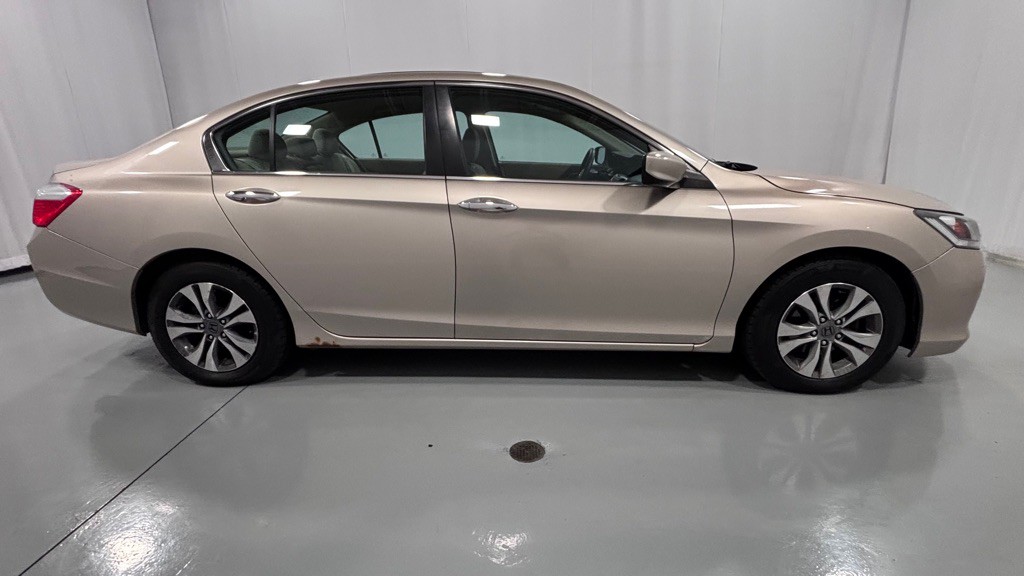 2015 Honda Accord Image 3