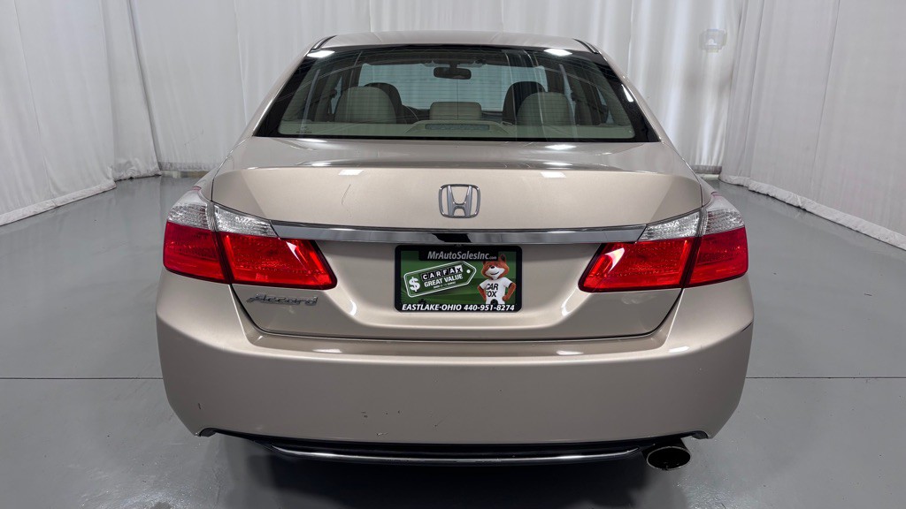 2015 Honda Accord Image 6
