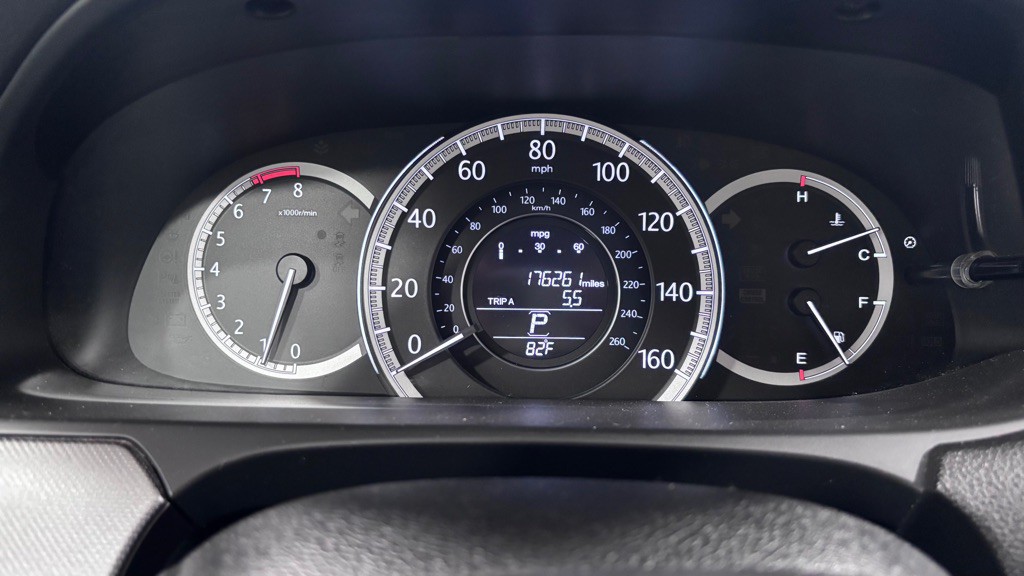 2015 Honda Accord Image 15