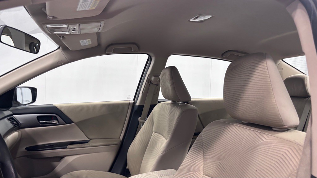 2015 Honda Accord Image 19