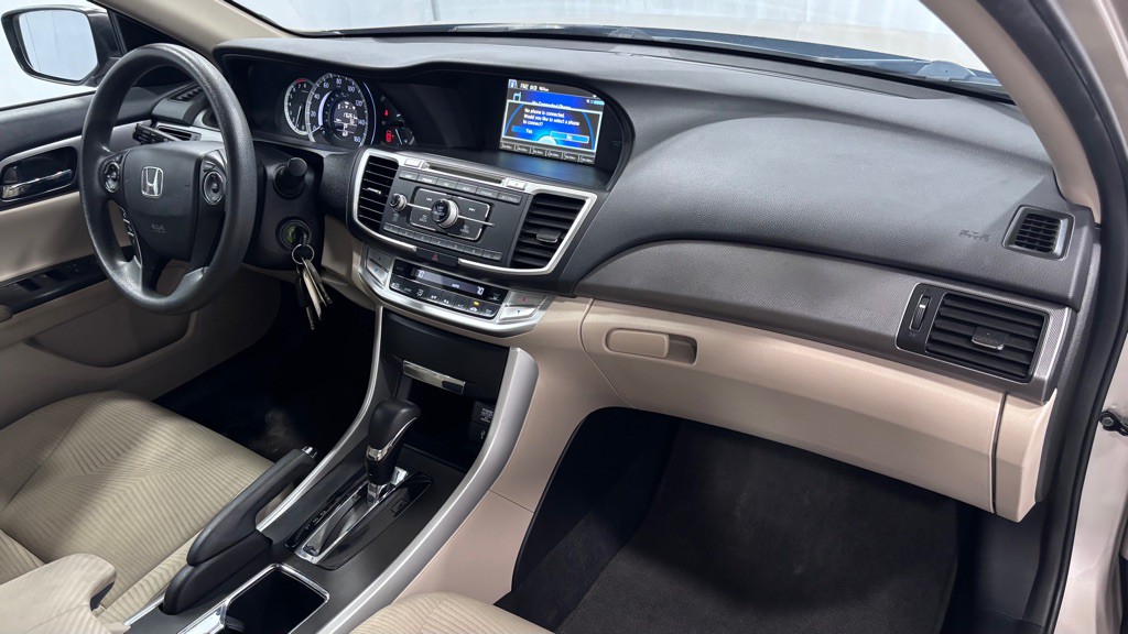 2015 Honda Accord Image 23