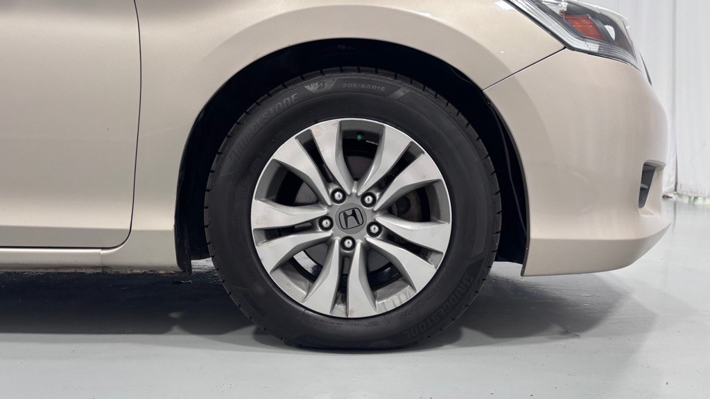 2015 Honda Accord Image 38