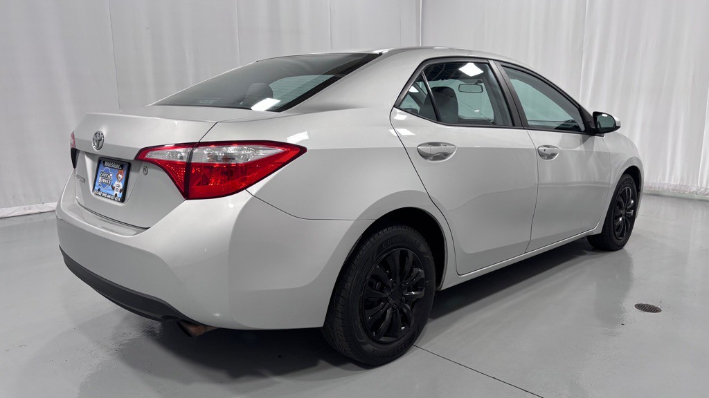 2015 Toyota Corolla Image 5