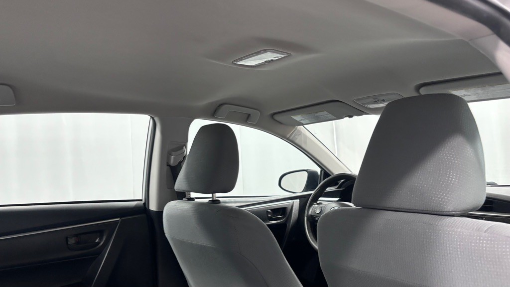 2015 Toyota Corolla Image 25