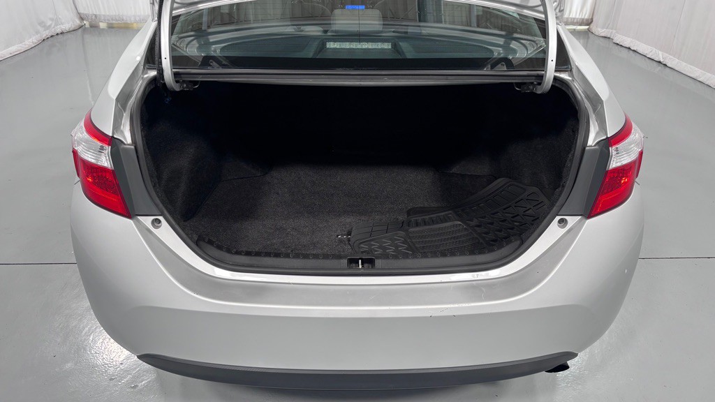 2015 Toyota Corolla Image 27