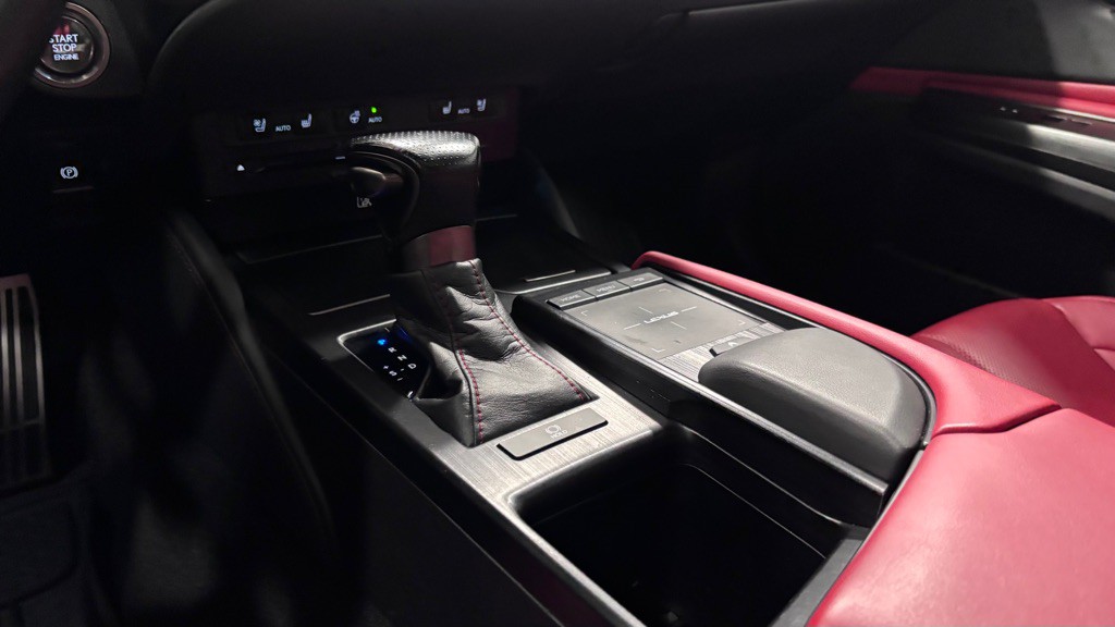 2020 Lexus ES 350 Image 16