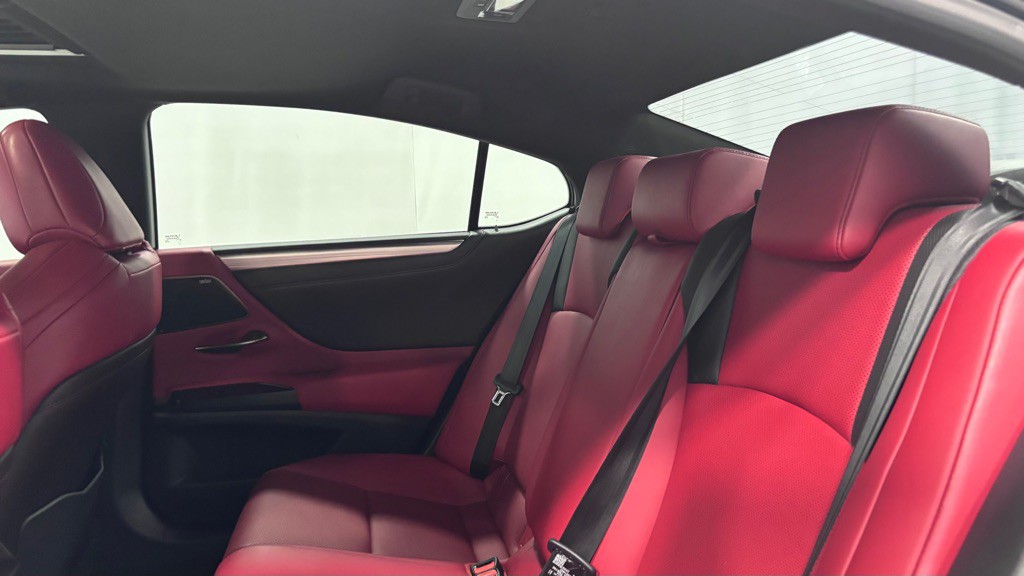 2020 Lexus ES 350 Image 23