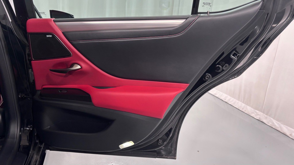 2020 Lexus ES 350 Image 28