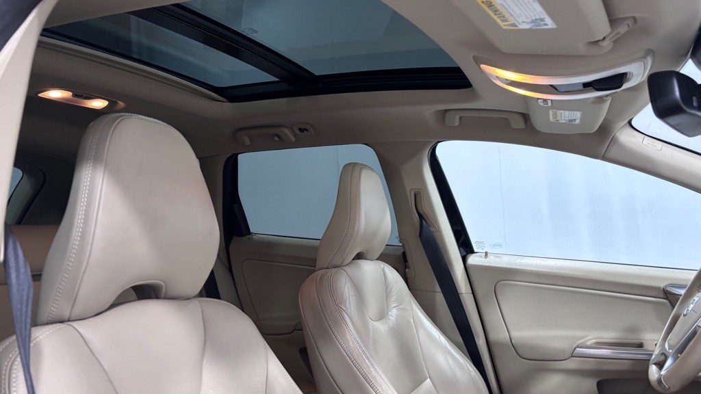 2012 Volvo XC60 Image 20