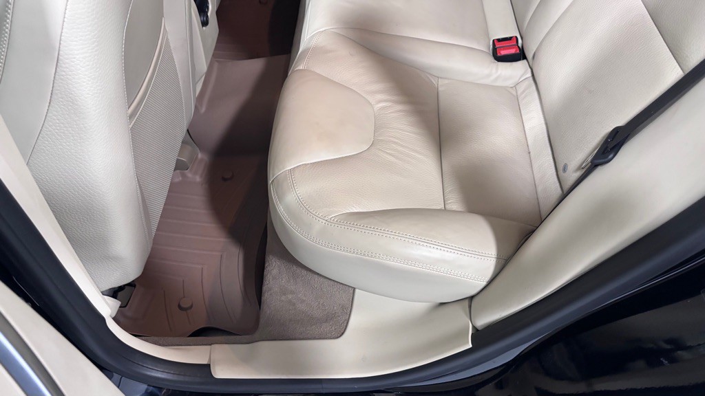 2012 Volvo XC60 Image 22