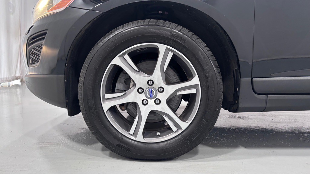 2012 Volvo XC60 Image 31