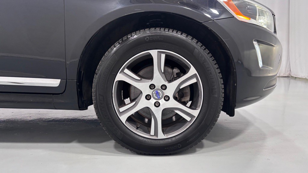 2015 Volvo XC60 Image 33