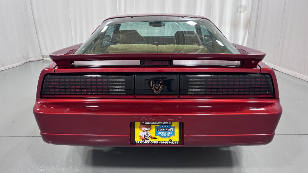 1987 Pontiac Firebird Image 6