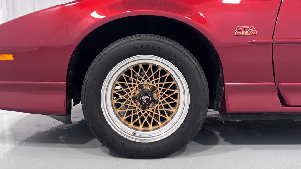 1987 Pontiac Firebird Image 29