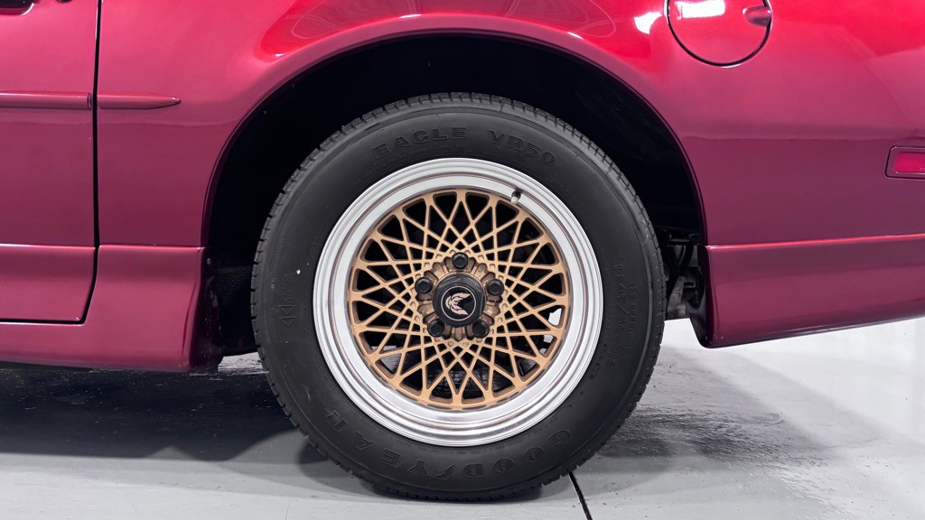 1987 Pontiac Firebird Image 30