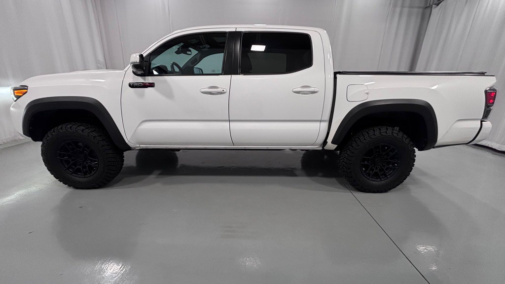 2020 Toyota Tacoma Image 8