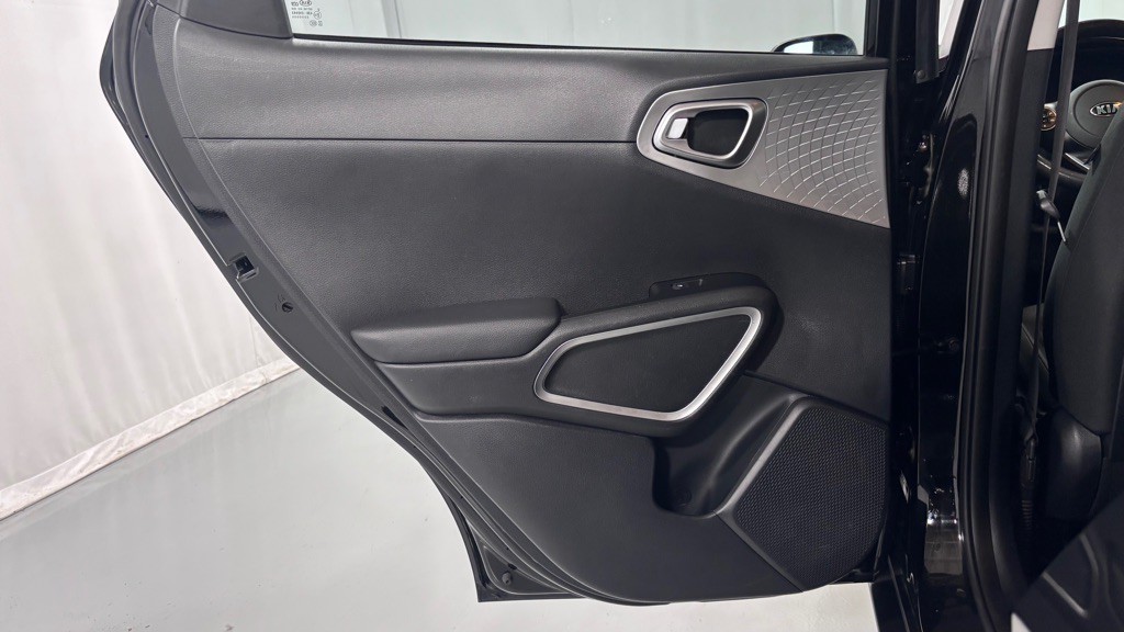 2021 Kia Soul Image 24