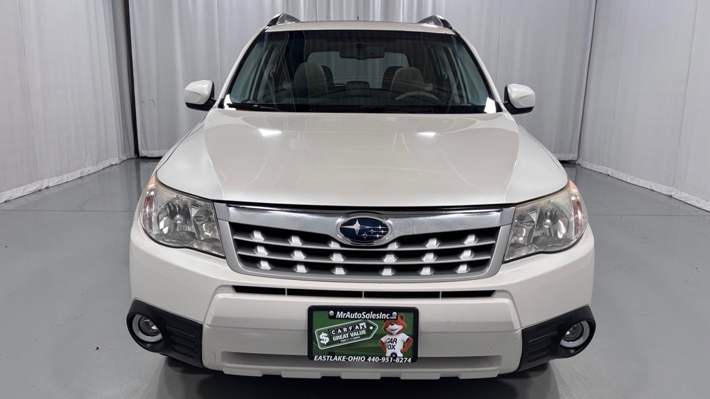 2013 Subaru Forester Image 2