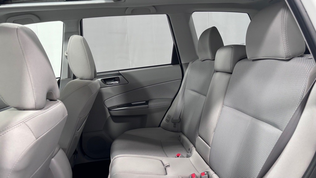 2013 Subaru Forester Image 23