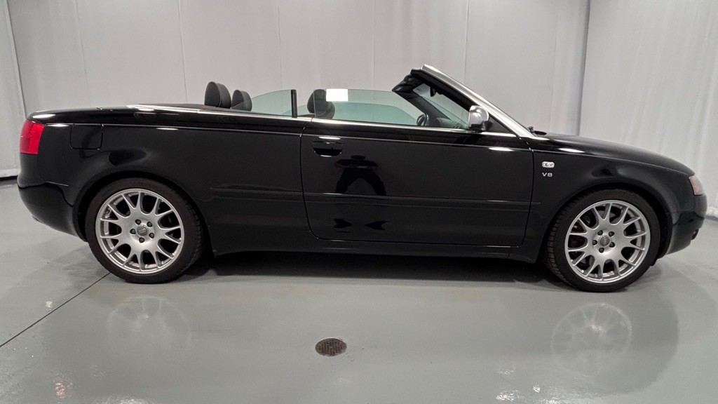 2006 Audi S4 Image 12