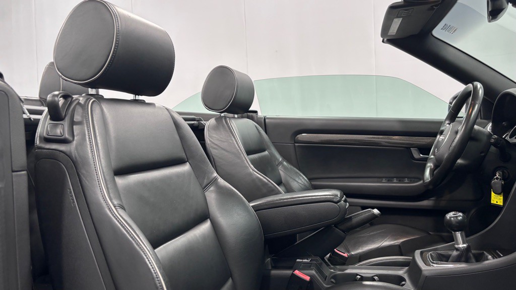 2006 Audi S4 Image 28