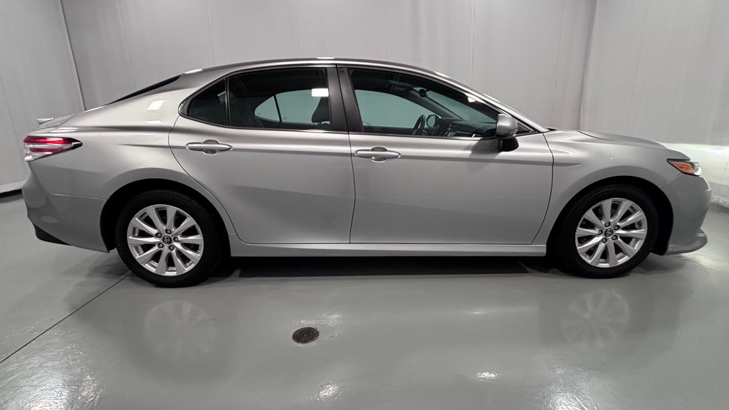 2018 Toyota Camry Image 4