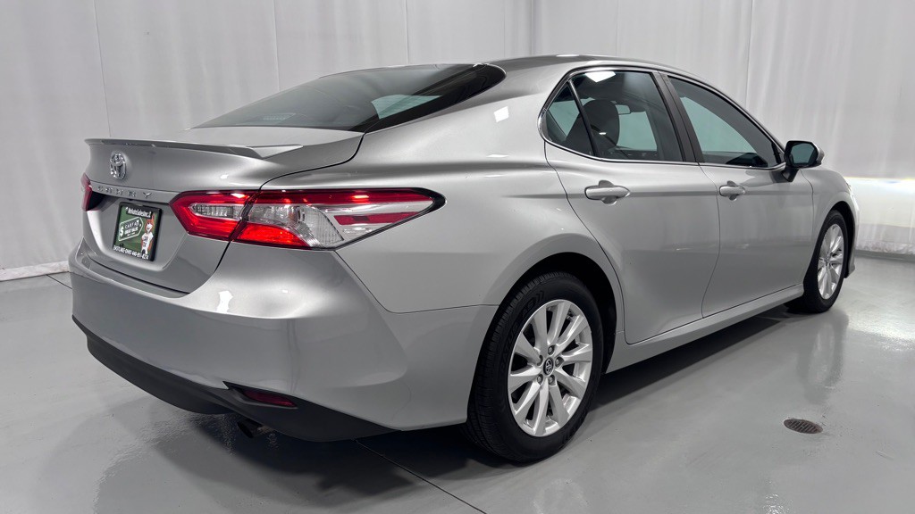 2018 Toyota Camry Image 5