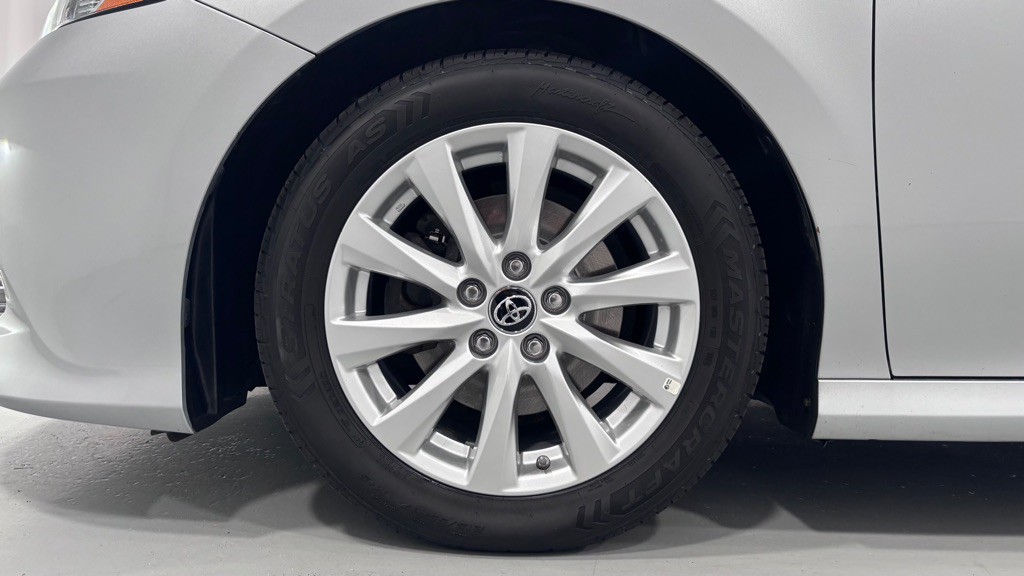2018 Toyota Camry Image 31