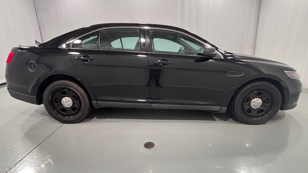 2016 Ford Taurus Image 4