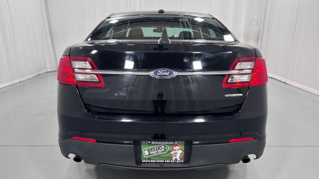 2016 Ford Taurus Image 6