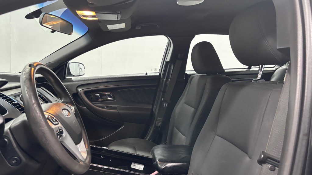 2016 Ford Taurus Image 12