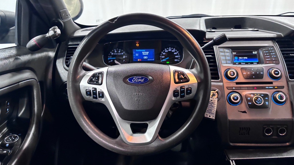 2016 Ford Taurus Image 13
